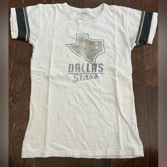 Women’s medium Banner 47 Dallas Stars shirt - Picture 1 of 5